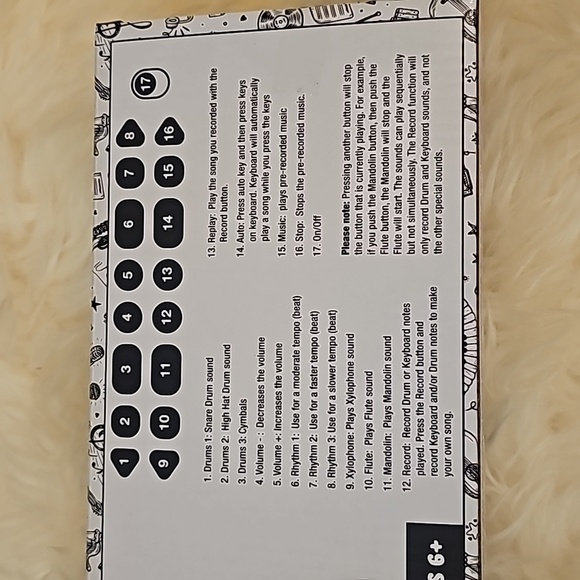 ELECTRONIC KEYBOARD - Picture 7 of 9